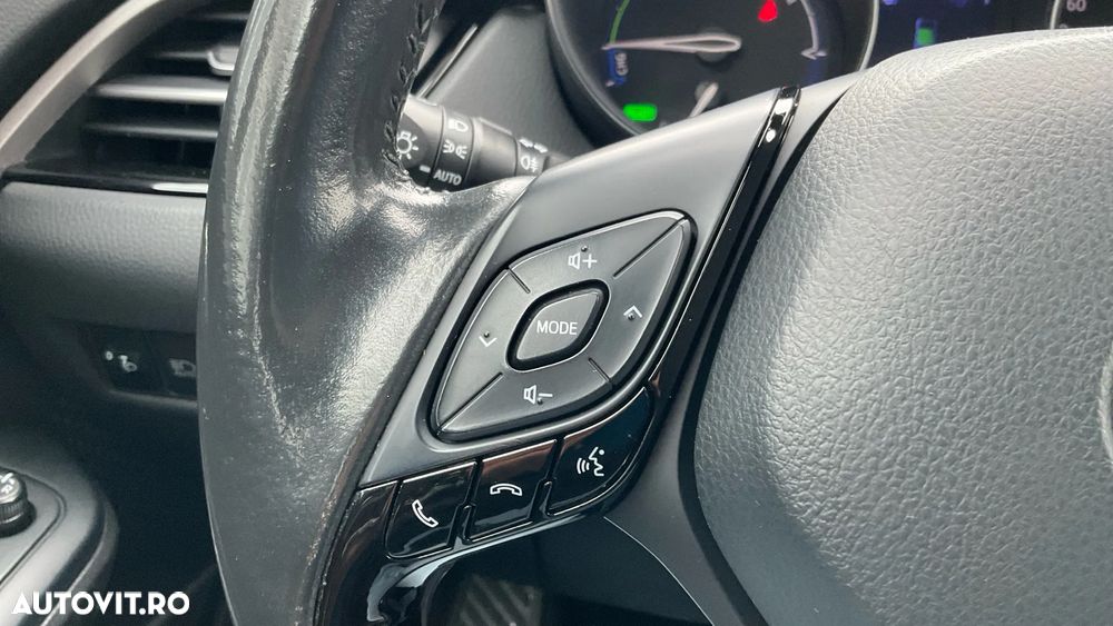 Toyota C-HR 1.8 HSD 122 CP 4x2 CVT Core - 24
