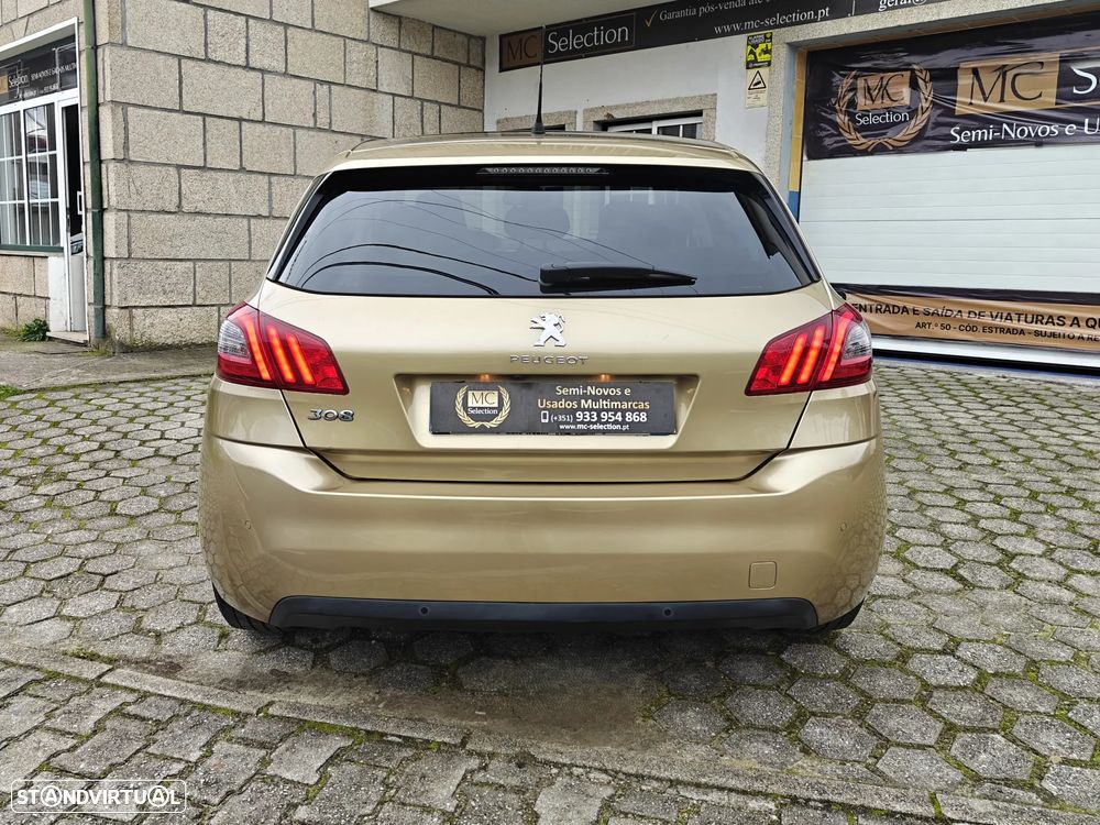 Peugeot 308 1.2 PureTech Allure Pack EAT8 - 6