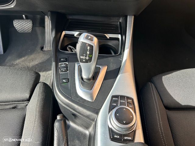 BMW 116 d Line Sport Auto - 11