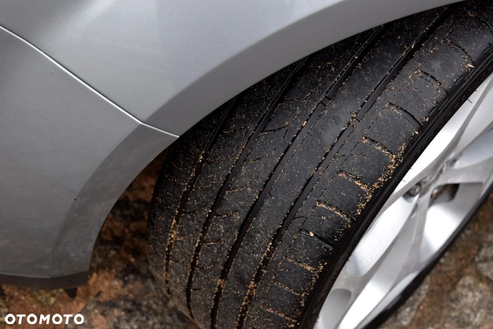 Ford Galaxy 2.0 TDCi Ghia - 26