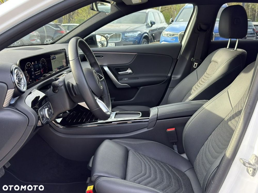 Mercedes-Benz Klasa A 180 7G-DCT Style - 13