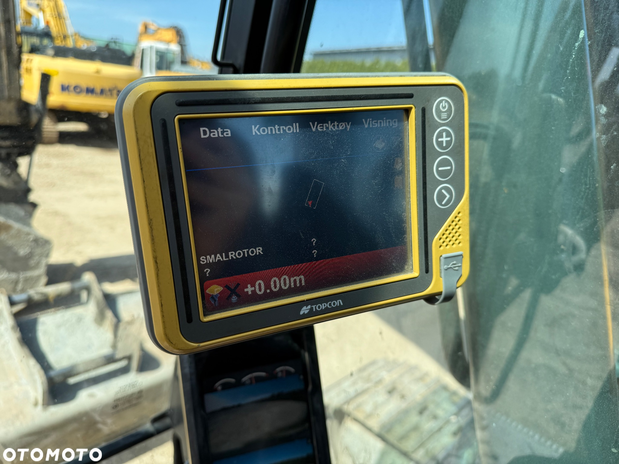 Volvo EC 220 EL - 31