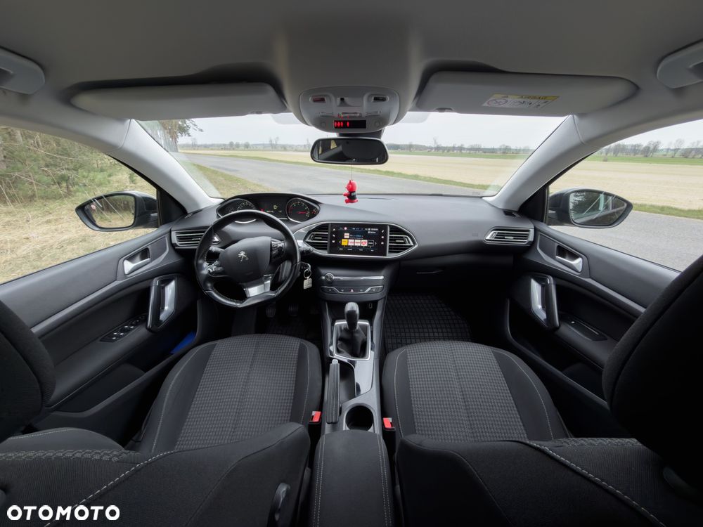 Peugeot 308 PureTech 110 Stop & Start Allure - 11