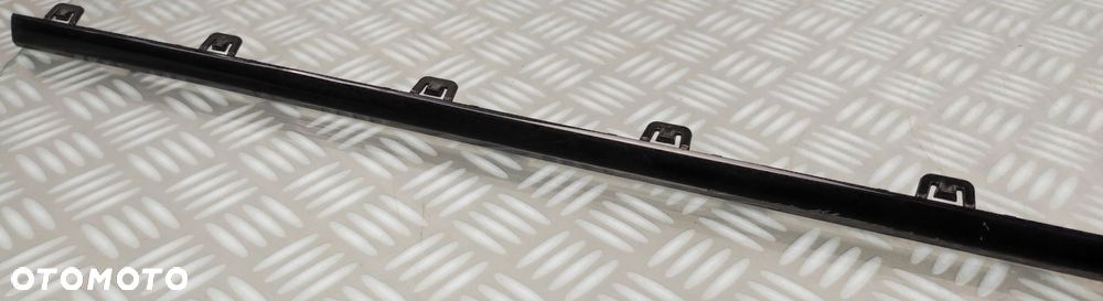 2146987600 listwa ozdobna progu prawego MERCEDES W214 E KLASA AMG - 4