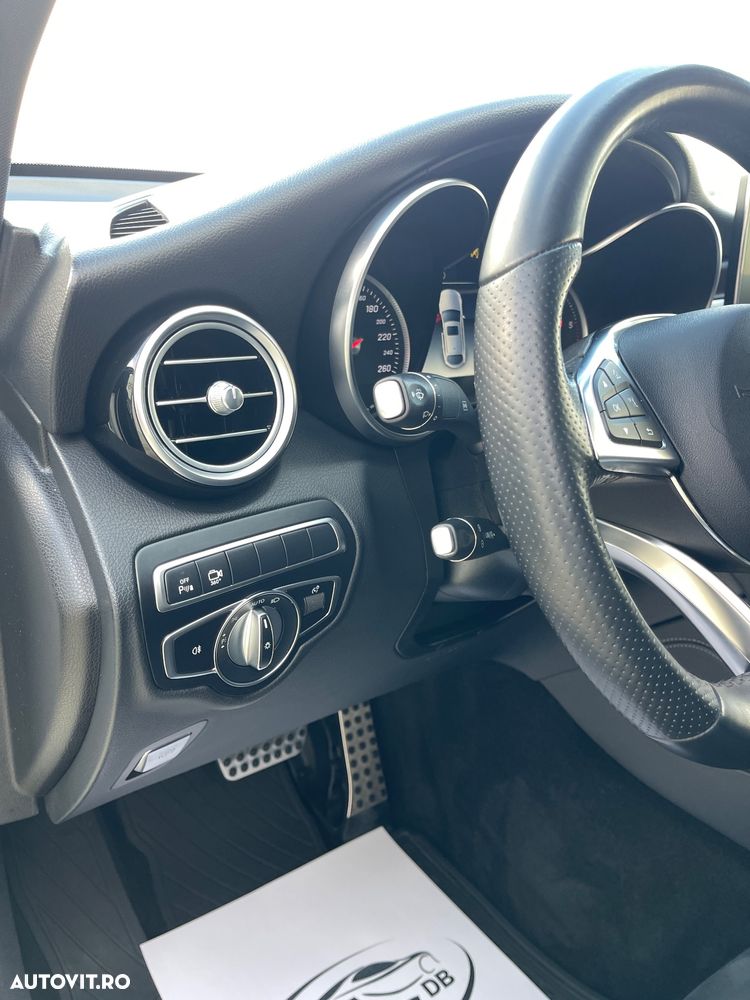 Mercedes-Benz GLC Coupe 250 d 4Matic 9G-TRONIC AMG Line - 32