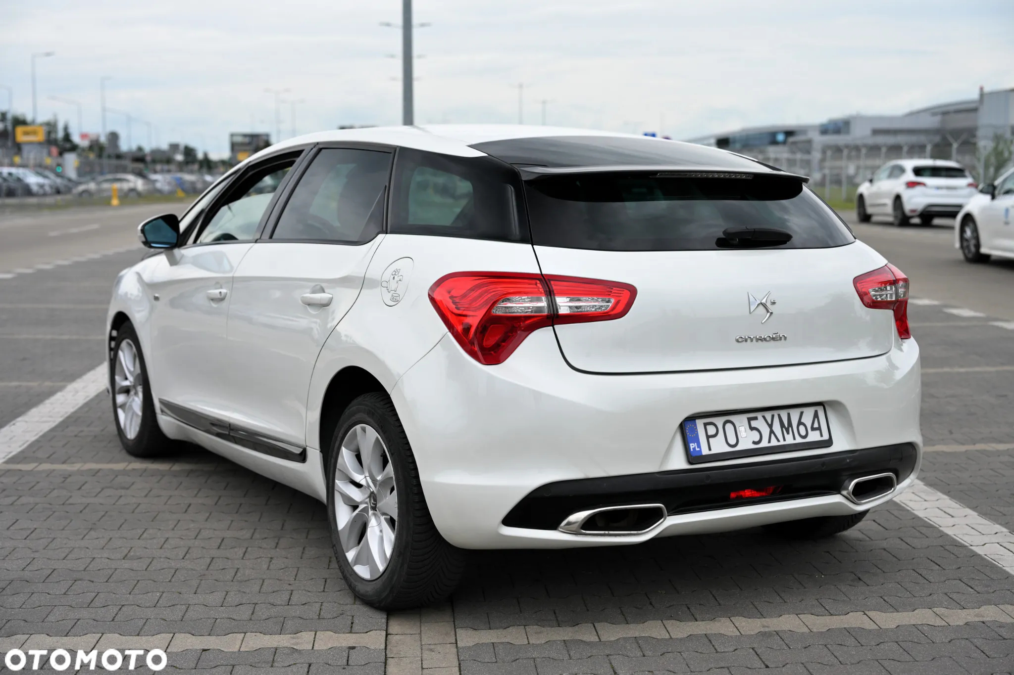 Citroën DS5 2.0 HDi Hybrid4 SoChic MCP - 8