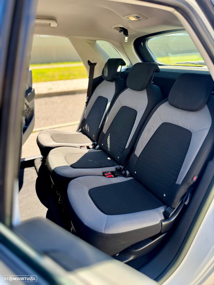 Citroën C4 Picasso - 11