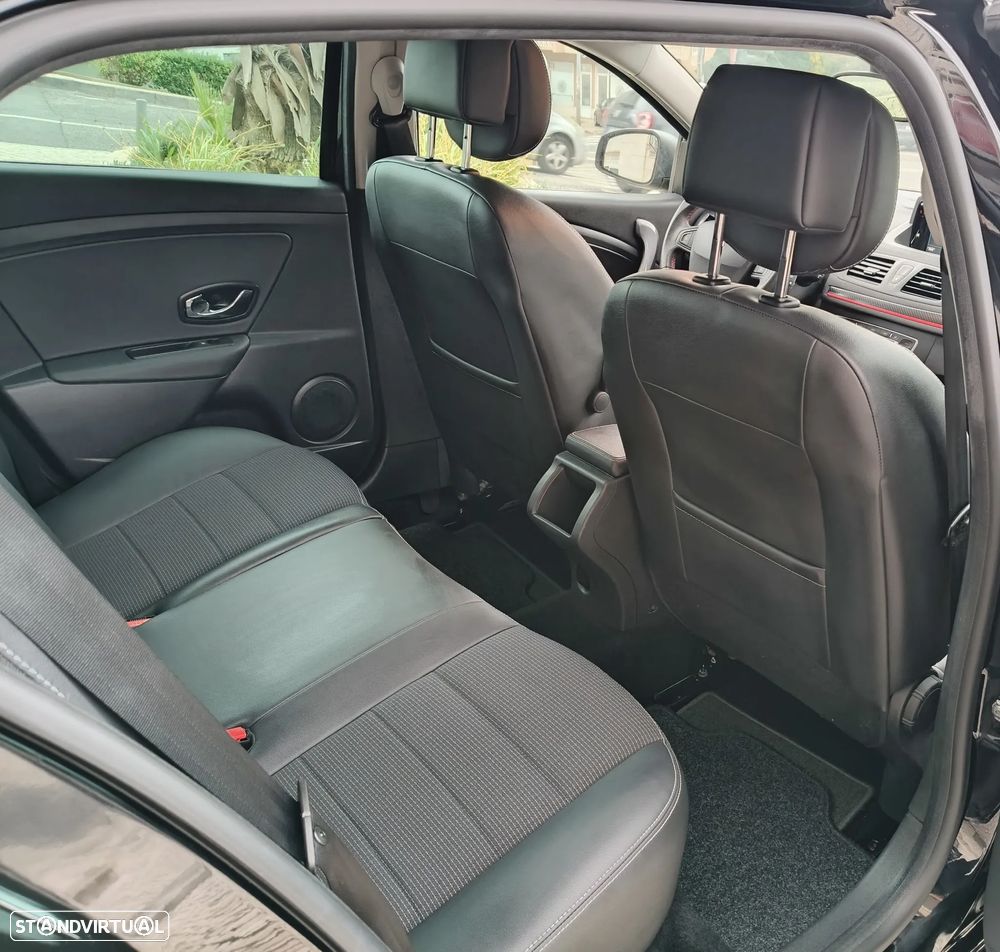 Renault Mégane Sport Tourer 1.5 dCi GT Line SS - 25