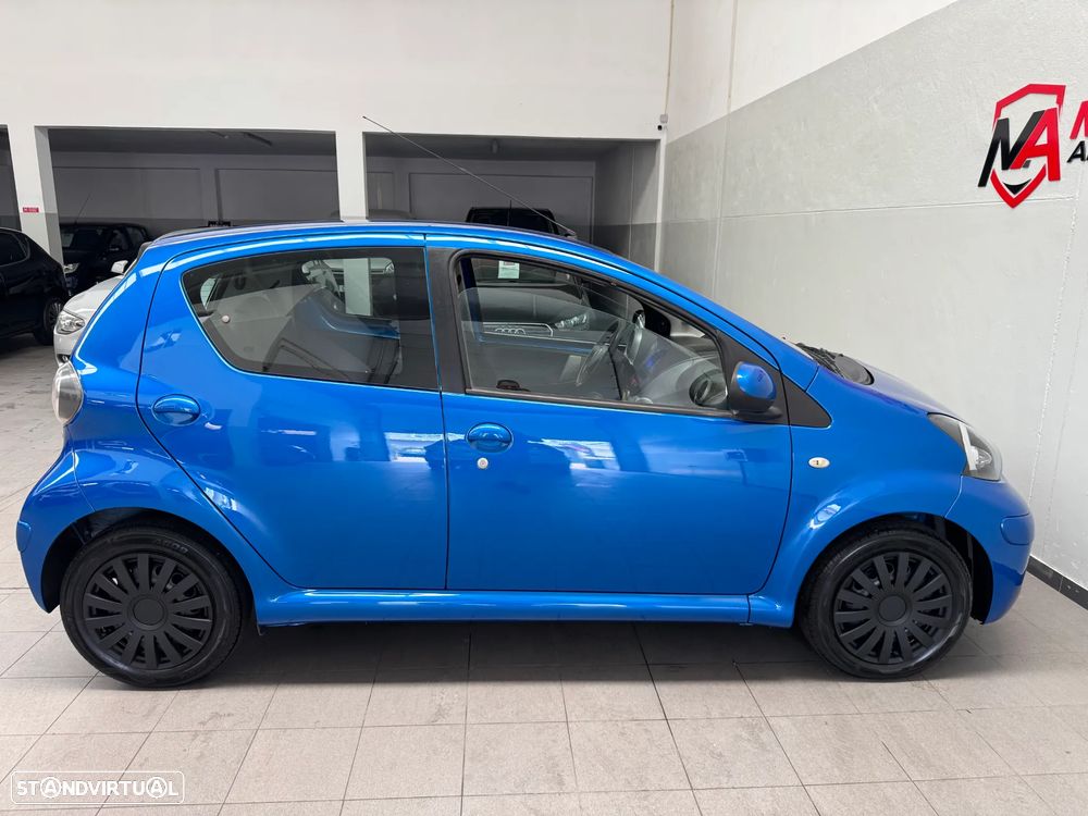 Toyota Aygo CoolBlue - 8