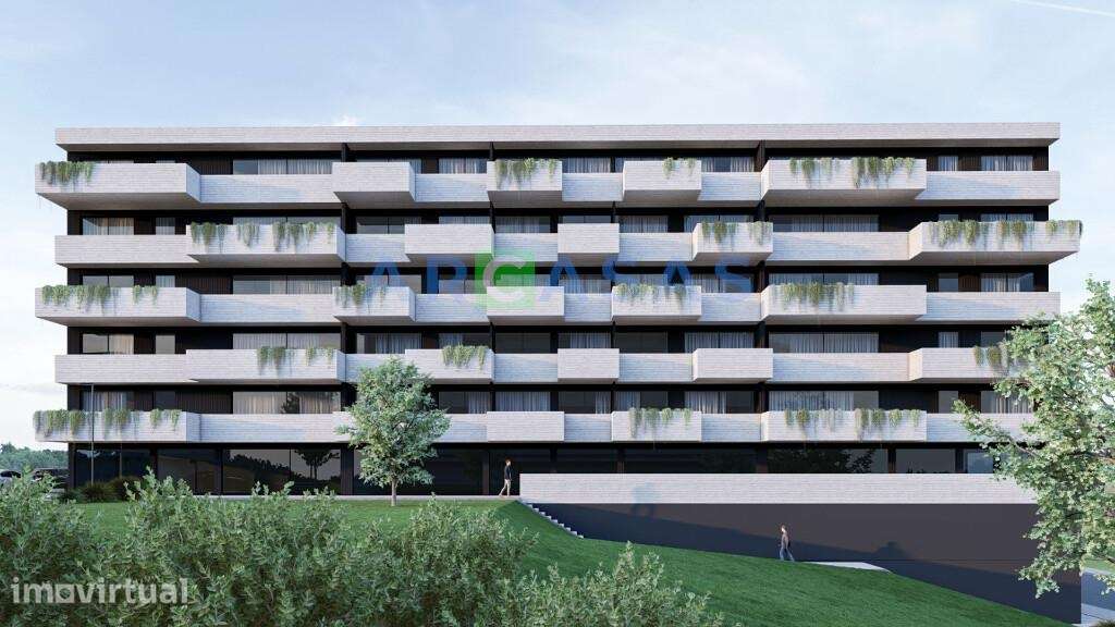 Apartamento T3 com 2 lugares de garagem em Valongo - Grande imagem: 2/19