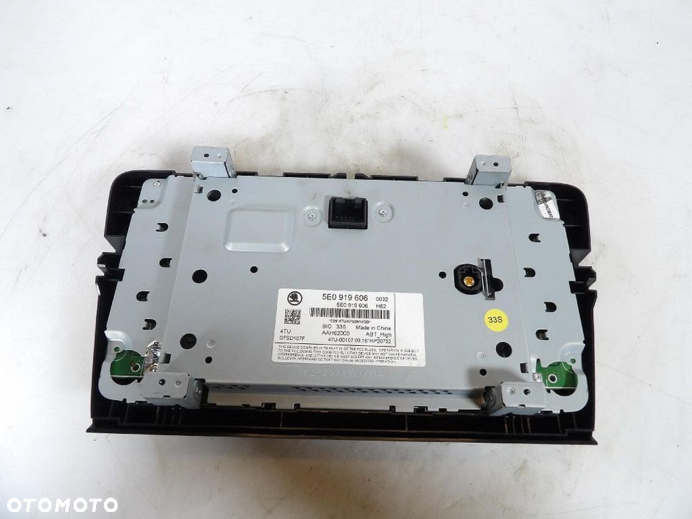 SKODA OCTAVIA III 3 RADIO 5E0919606 - 2