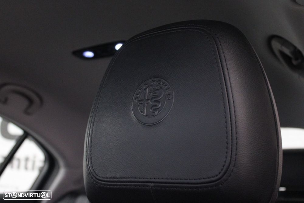 Alfa Romeo Giulia 2.2 D - 33
