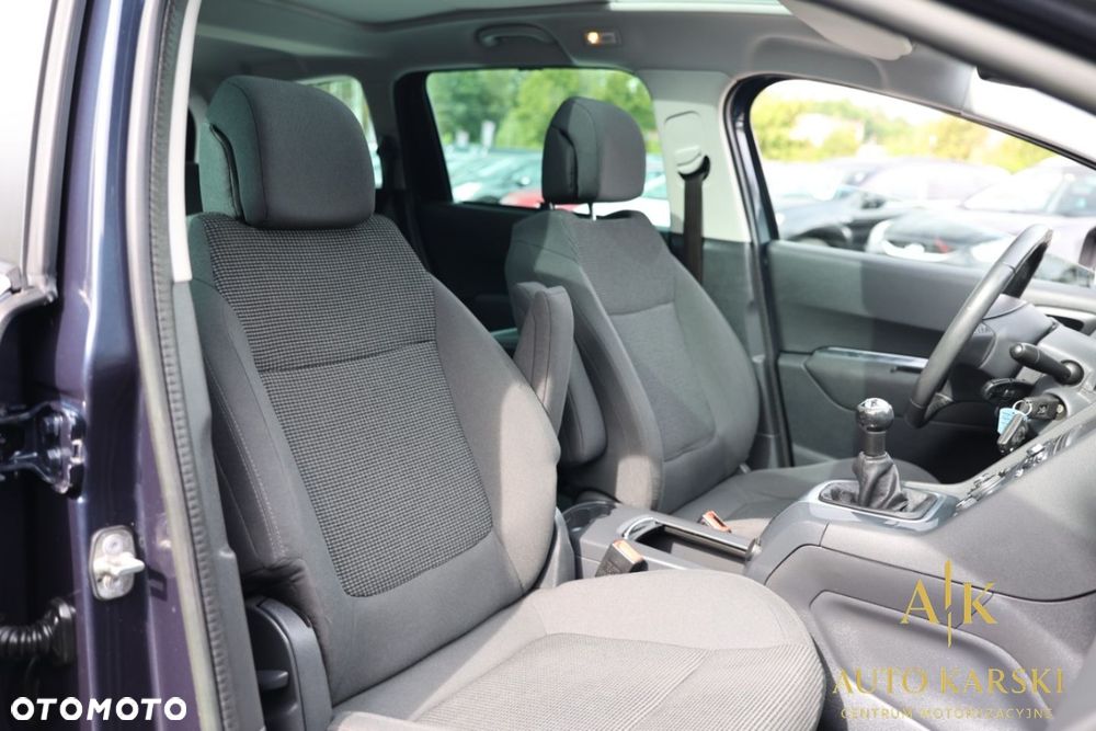 Peugeot 5008 - 40