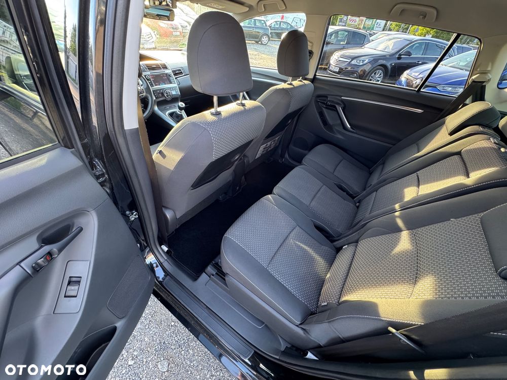 Toyota Verso 2.0 D-4D Prestige - 6