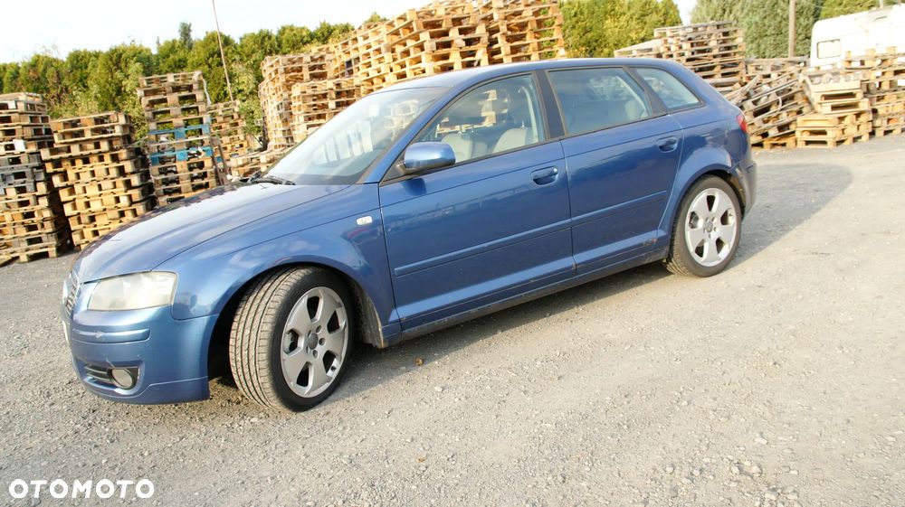 Audi A3 Sportback 2004 photo 2