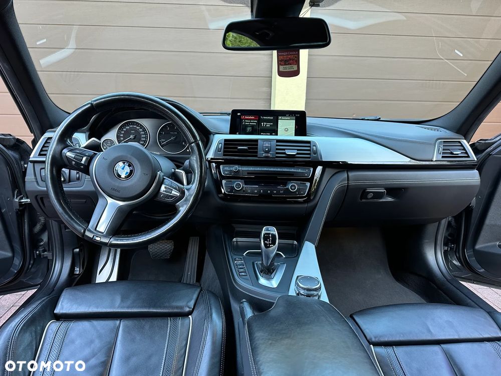 BMW Seria 3 330d xDrive Sport-Aut Blue Performance Sport Line - 16