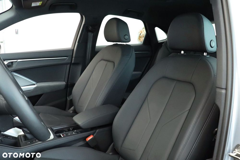 Audi Q3 Sportback - 16