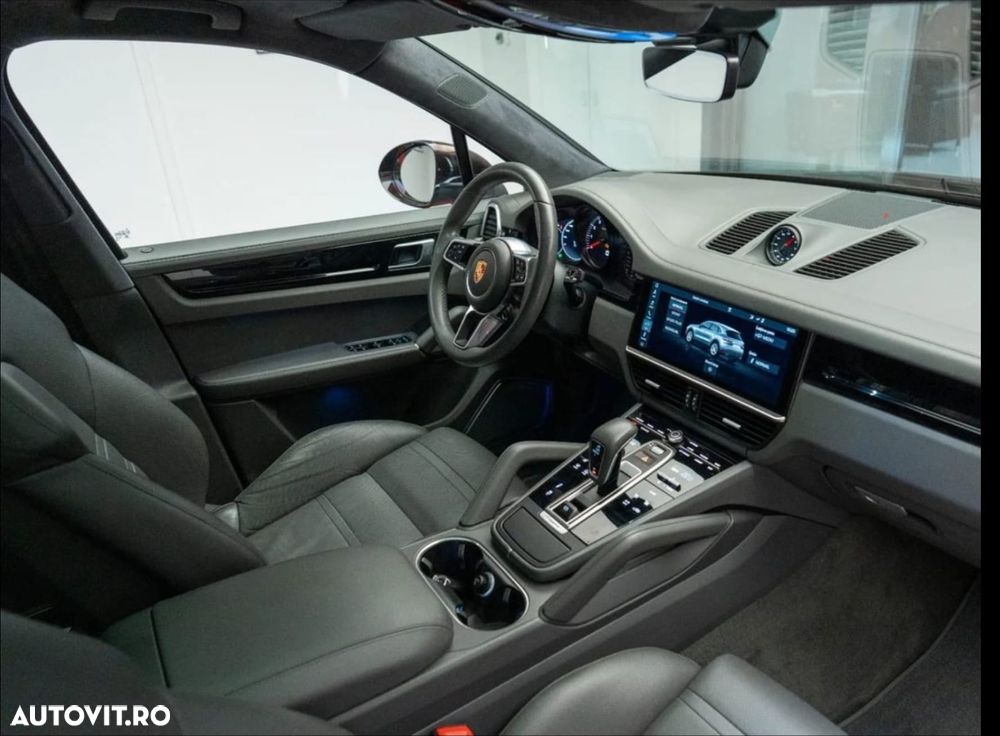 Porsche Cayenne S - 2