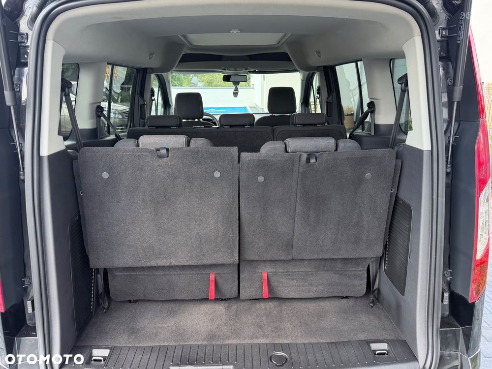Ford Tourneo Connect - 15