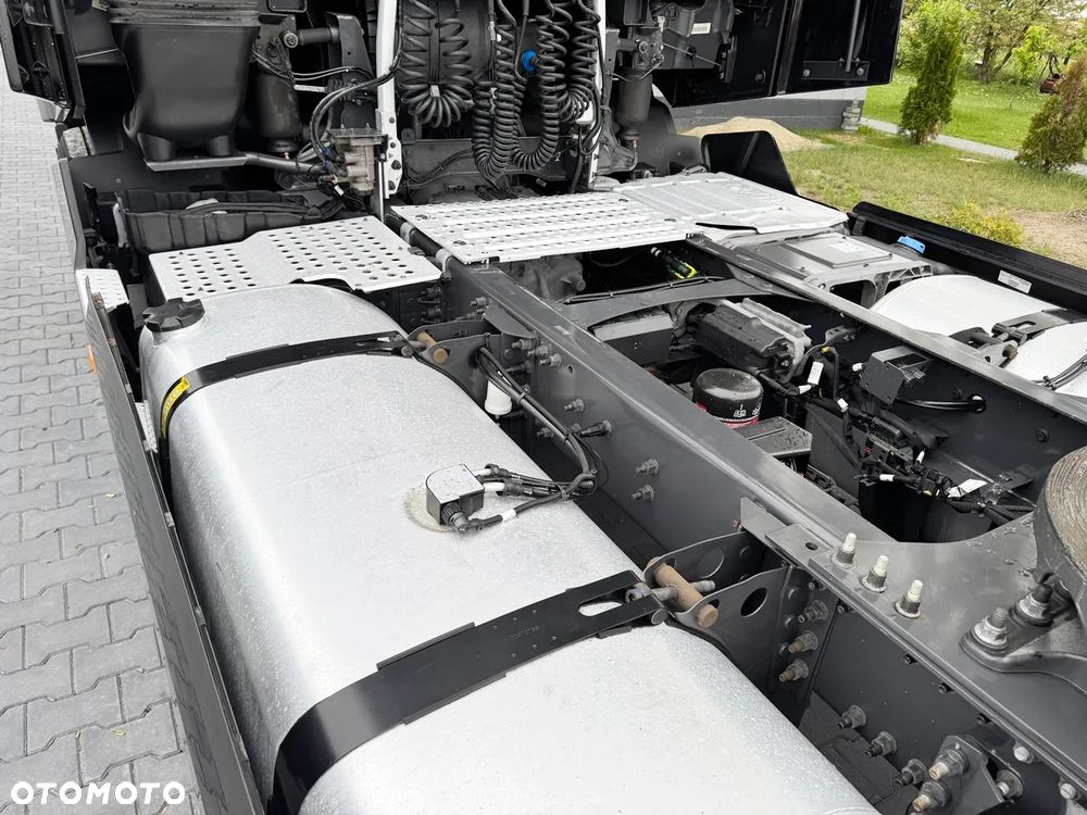 Renault T 520 / ACC / HIGH CAB  / NOWE OPONY MICHELIN / KLIMA POSTOJOWA / OBRACANY FOTEL / Z NIEMIEC - 15