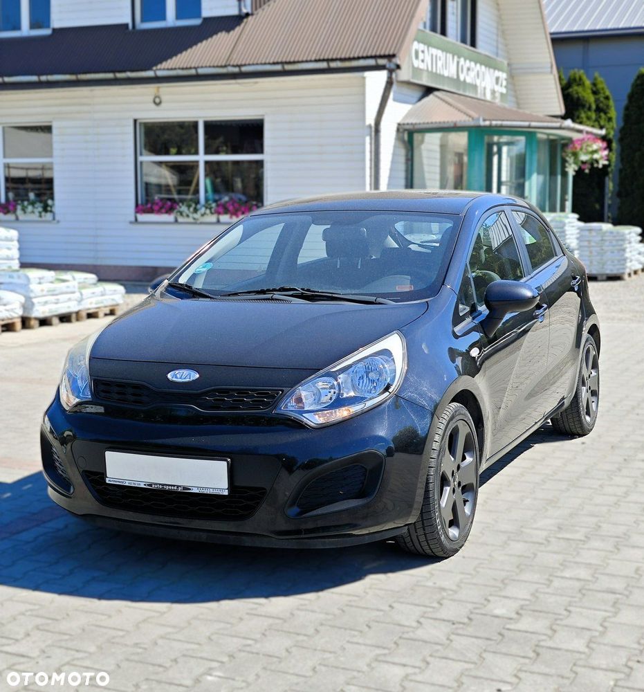 Kia Rio - 2