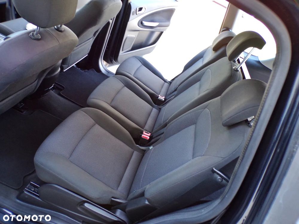 Ford S-Max 2.0 TDCi Titanium - 23