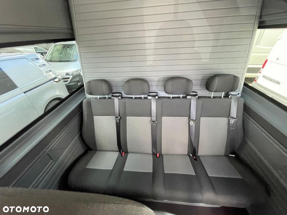 Volkswagen Crafter - 34