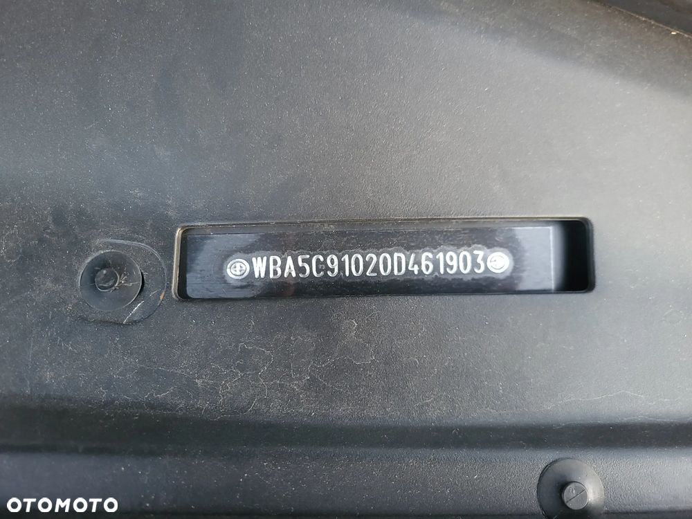 BMW Seria 5 525d xDrive - 34