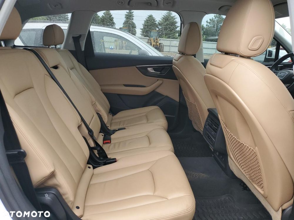 Audi Q7 - 9