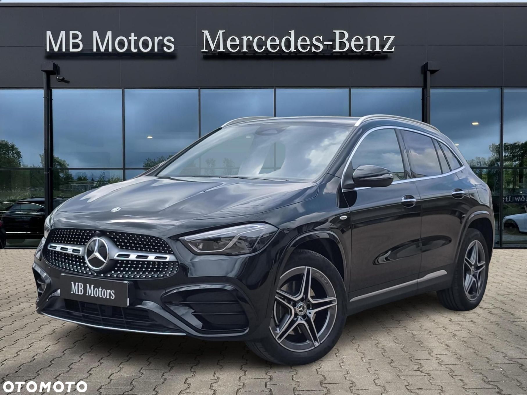 Mercedes-Benz GLA - 1