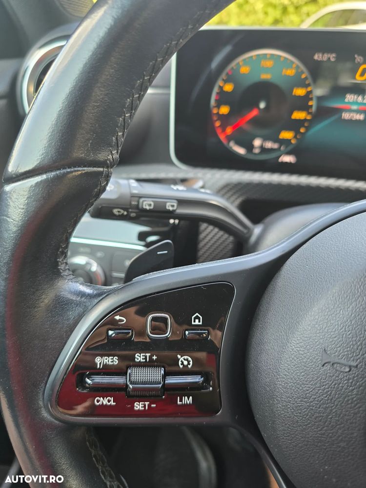 Mercedes-Benz A 200 7G-DCT Progressive - 28