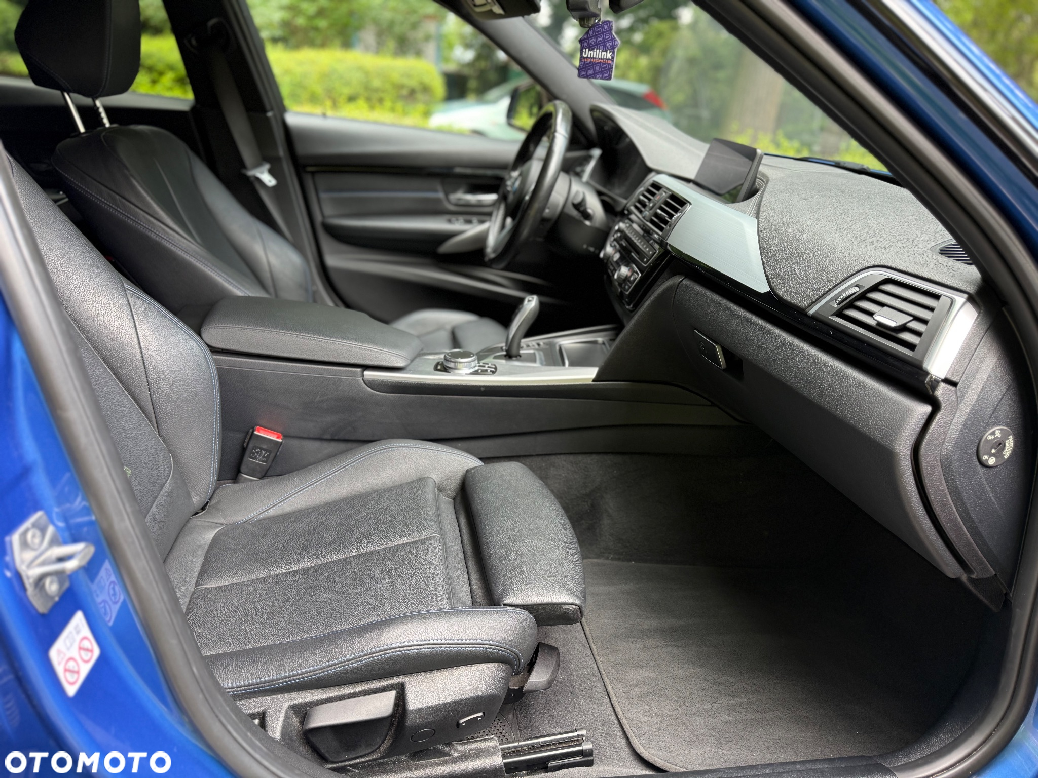 BMW Seria 3 320d xDrive - 15