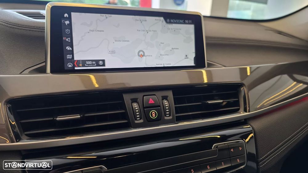 BMW X1 16 d sDrive Auto Line Sport - 40