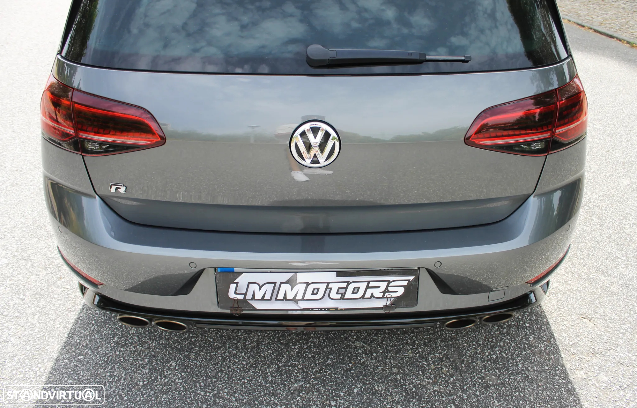 VW Golf R 4Motion (BlueMotion ) DSG - 19