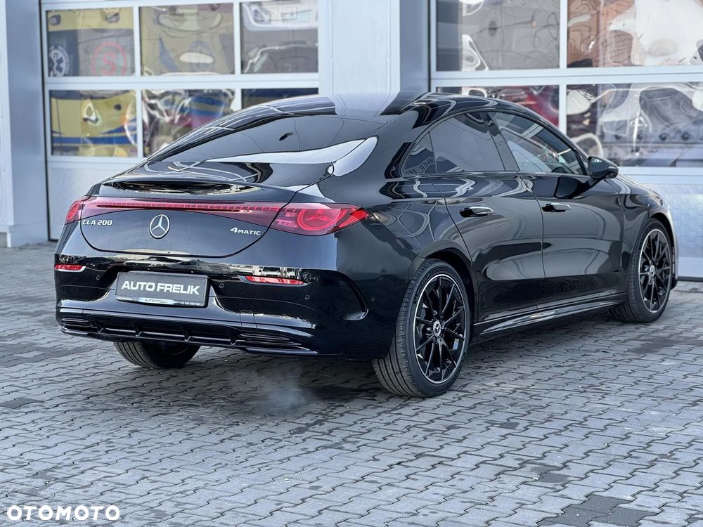 Mercedes-Benz CLA 200 mHEV 4-Matic 8G-DCT - 9
