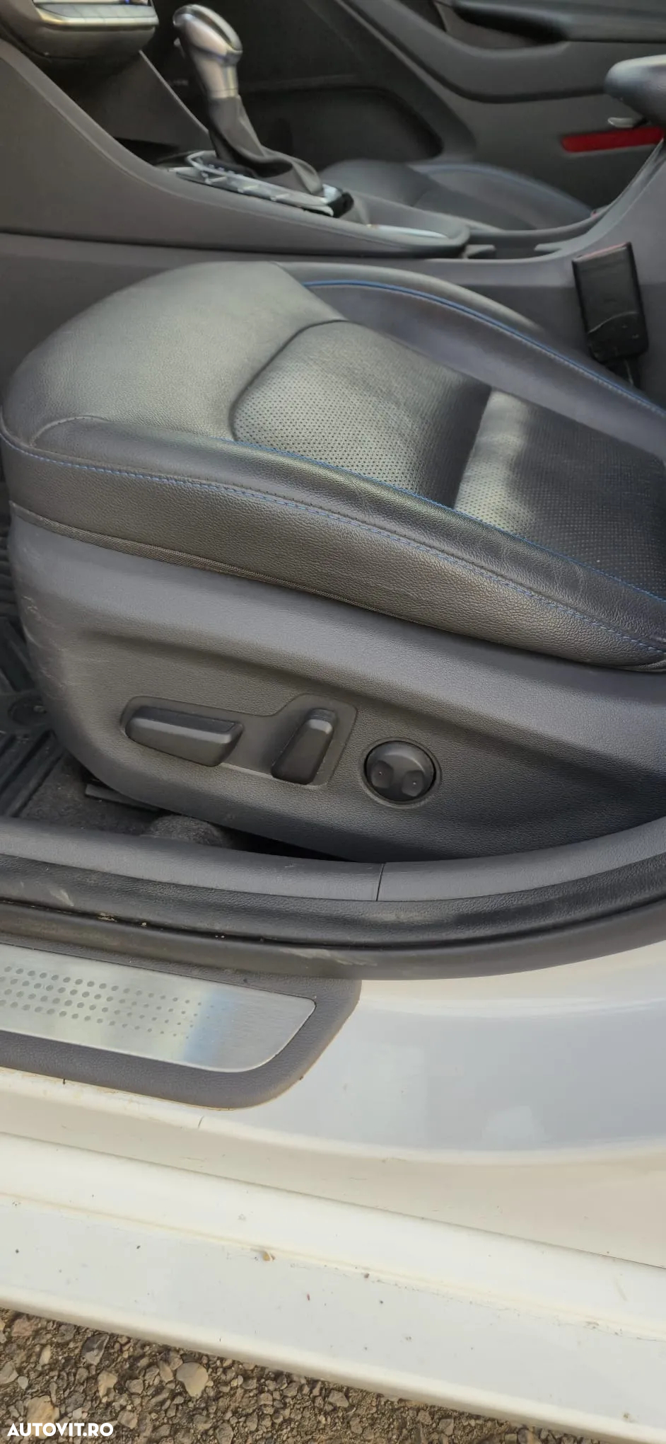 Hyundai IONIQ Hybrid 1.6 GDI - 11