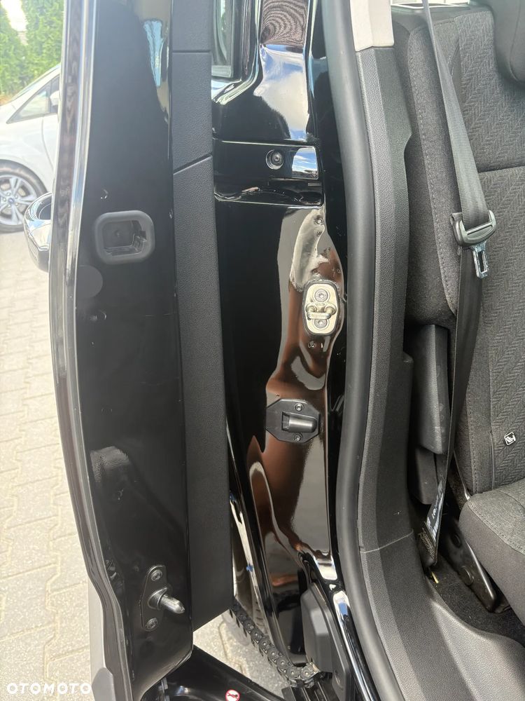 Peugeot Rifter - 12