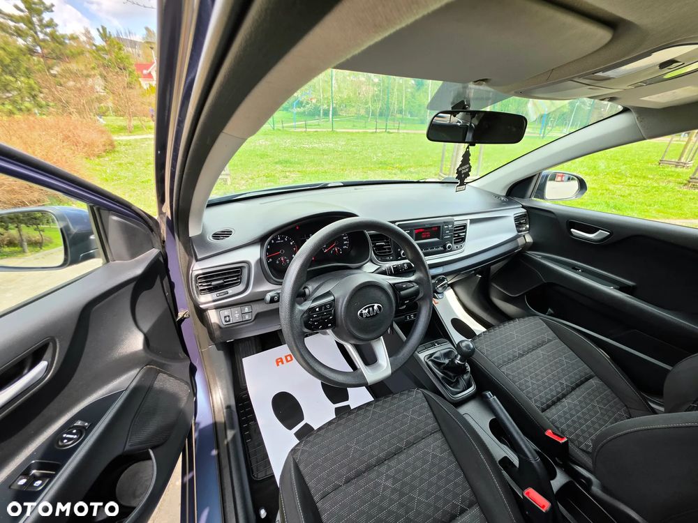 Kia Rio 1.2 Attract - 26
