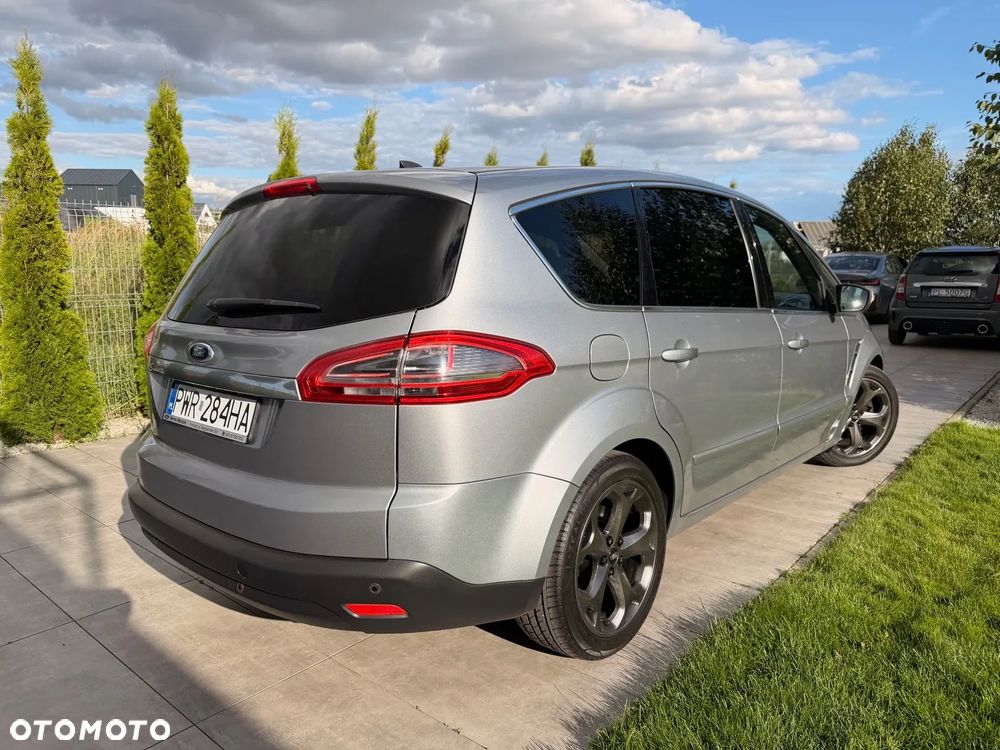 Ford S-Max 2.0 TDCi DPF Titanium - 15