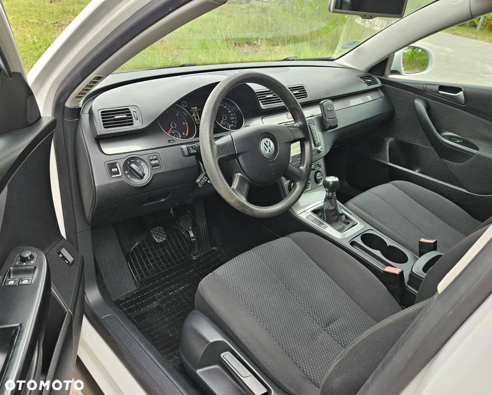 Volkswagen Passat ver-variant-2-0-tdi-trendline - 15