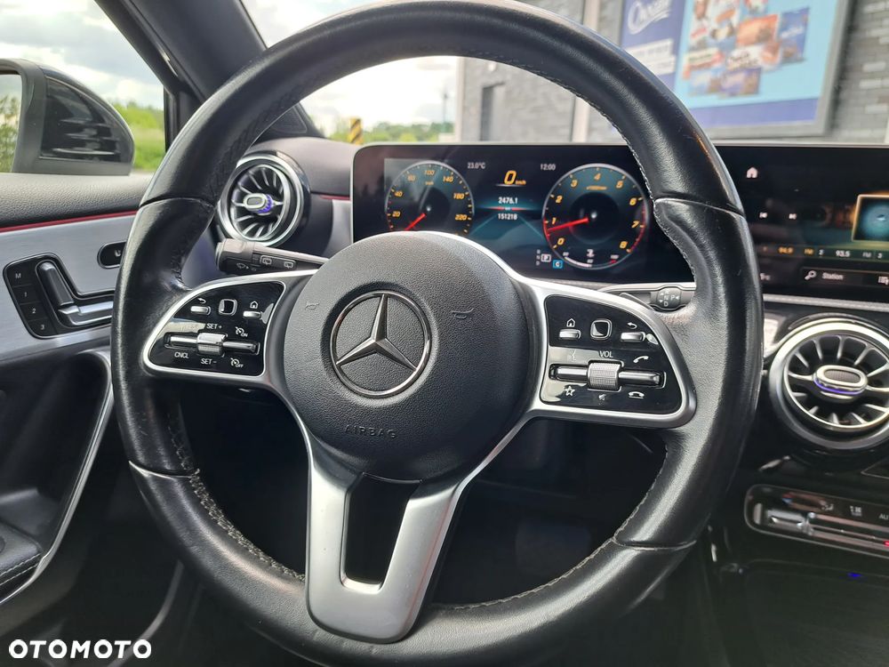Mercedes-Benz Klasa A 250 4-Matic 7G-DCT - 13