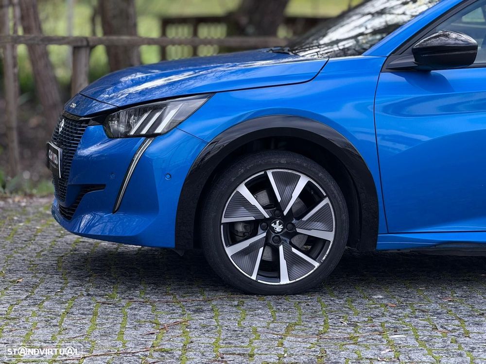 Peugeot e-208 50 kWh GT Pack - 2
