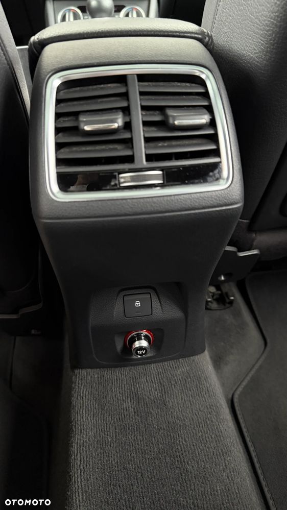 Audi Q3 40 TFSI Quattro S tronic S line - 37