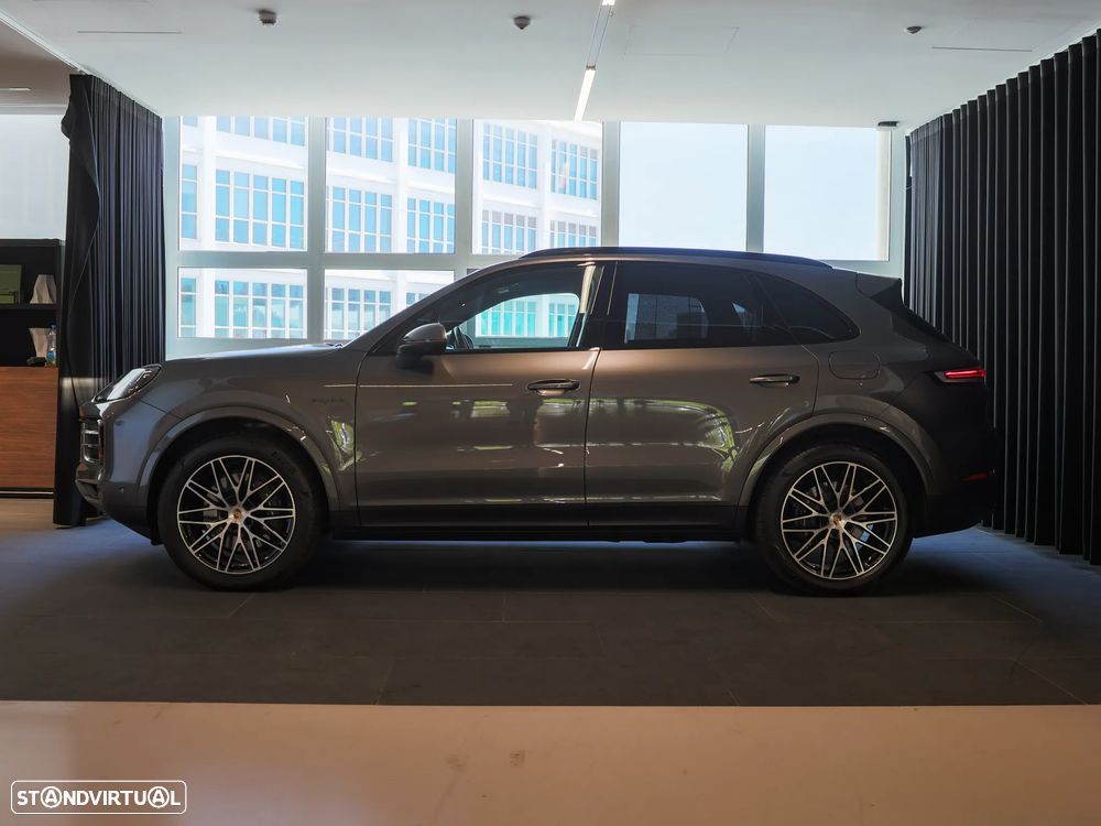 Porsche Cayenne E-Hybrid - 9