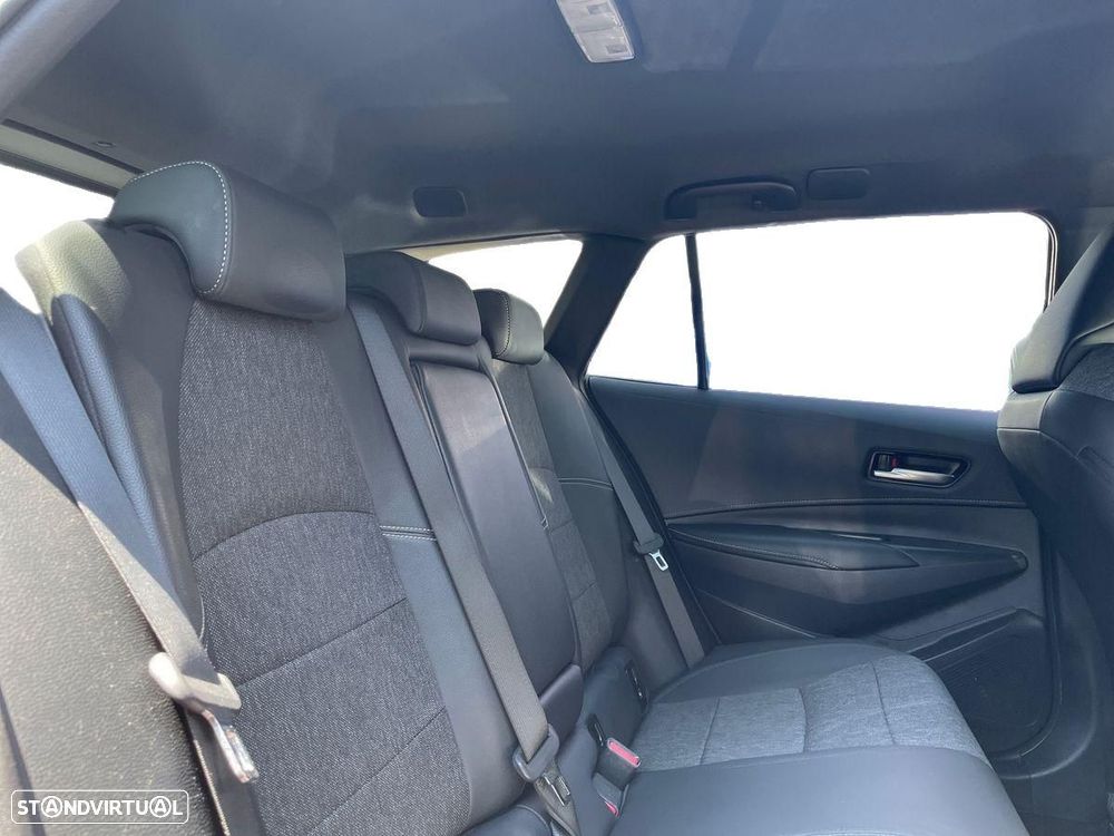 Toyota Corolla Touring Sports 1.8 Hybrid Comfort Plus - 8