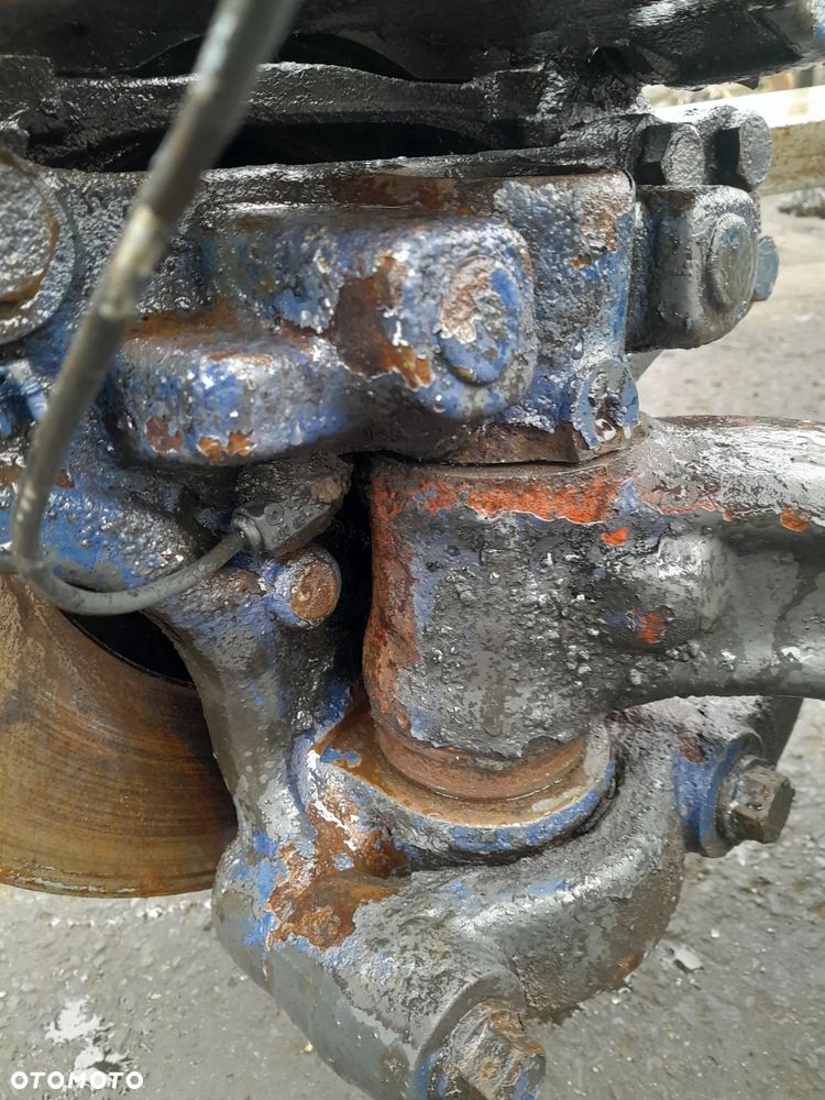 Przednia oś/belka zawieszenia Reanutl midlum DXI, Volvo FL7 14,16TON (06-10r.) - 3