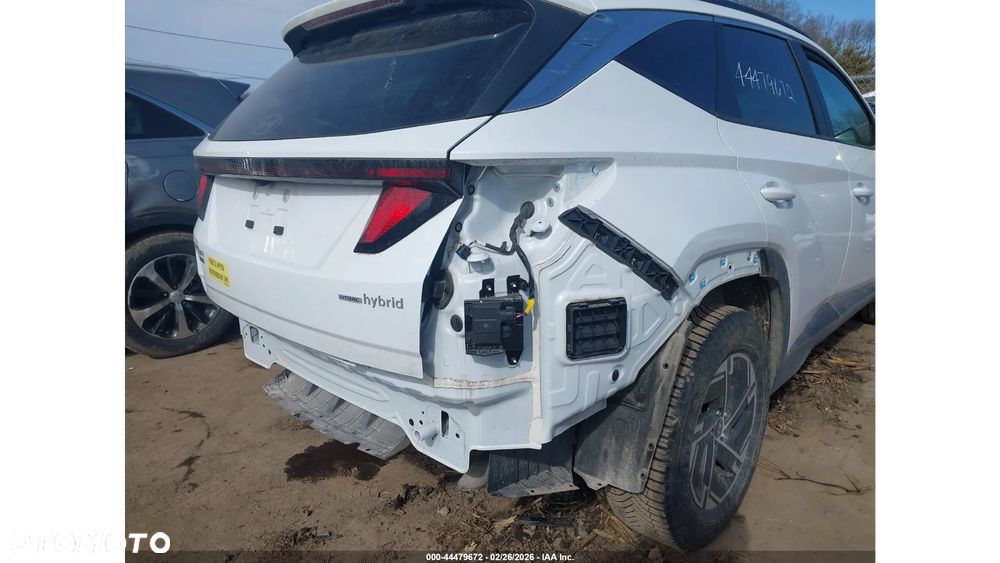 Hyundai Tucson 1.6 T-GDi HEV Executive 4WD - 14