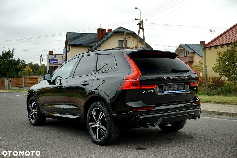 Volvo XC 60 B4 D Plus Dark - 14