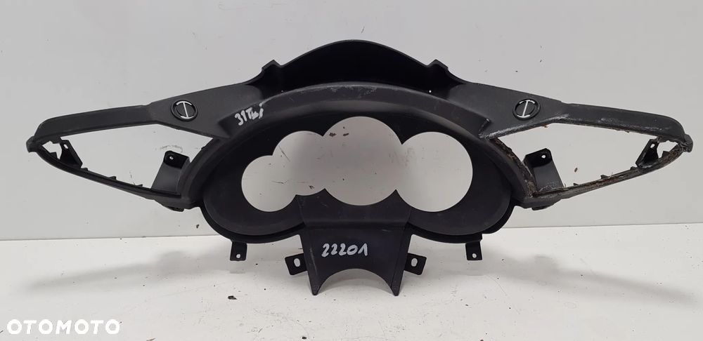 Malaguti Madison 3 Obudowa Osłona Licznika - 1