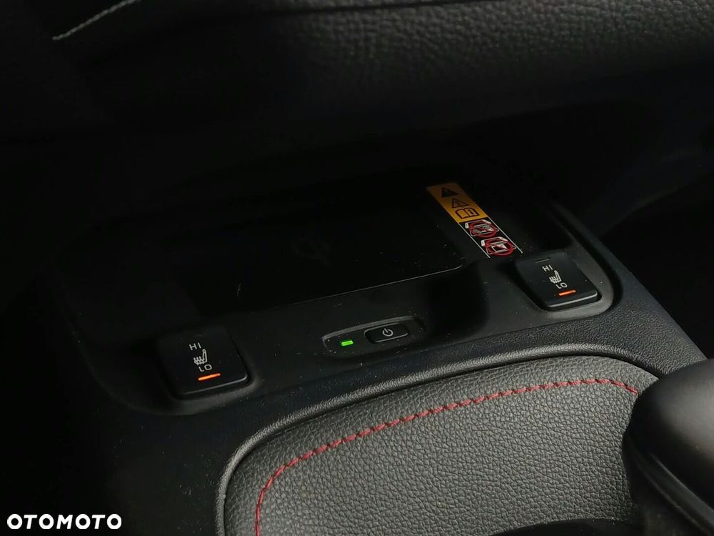 Toyota Corolla 1.8 Hybrid GR Sport - 24